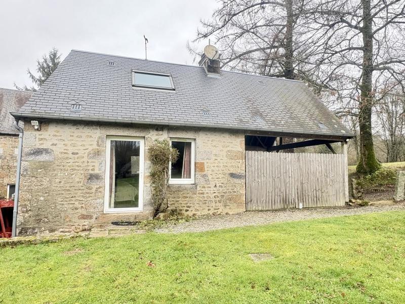 Maison - 245 m² - 40 pièces