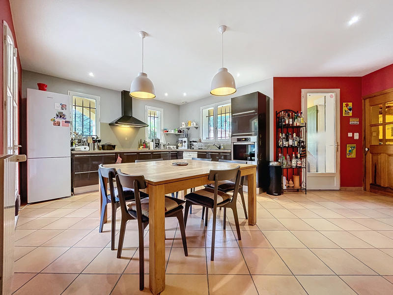 Villa - 204 m² - 7 pièces