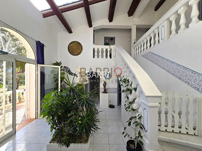 Villa - 195 m² - 8 pièces