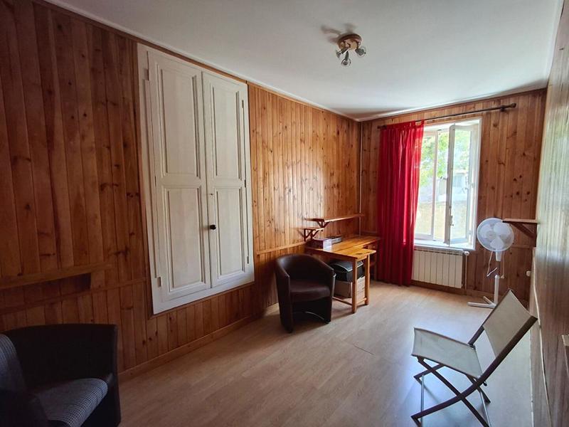 Maison - 170 m² - 9 pièces