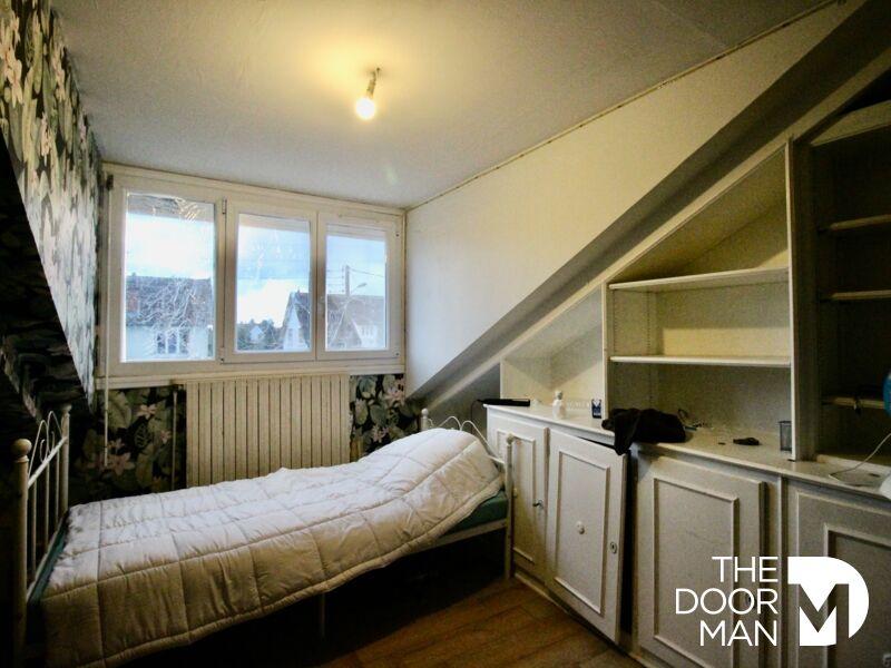 Pavillon - 100 m² - 5 pièces