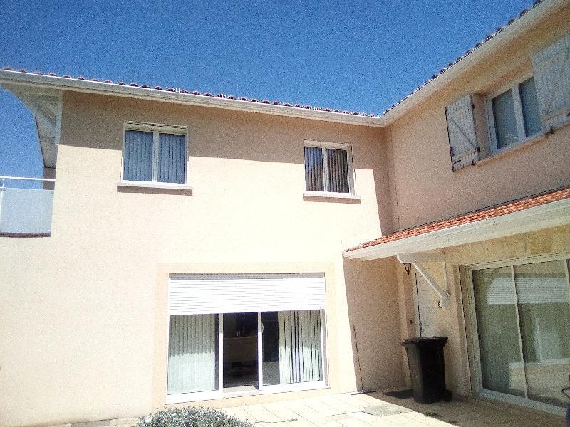 Maison - 195 m² - 6 pièces