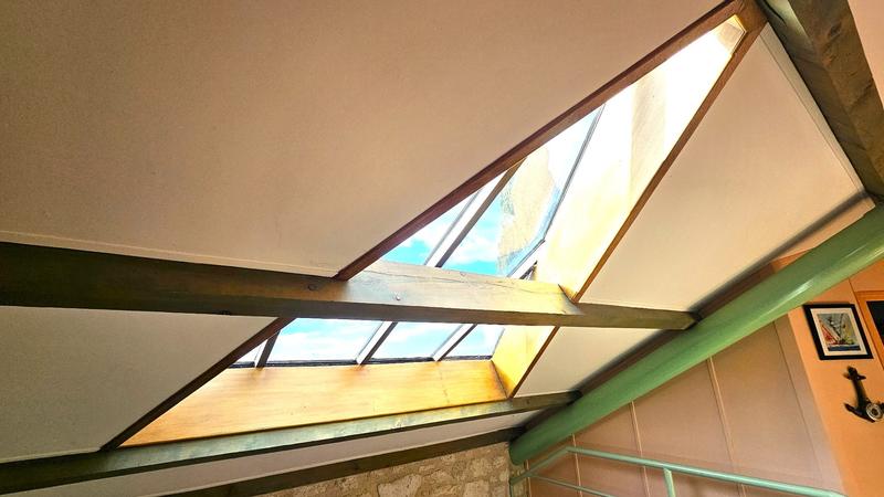 Maison - 220 m² - 10 pièces