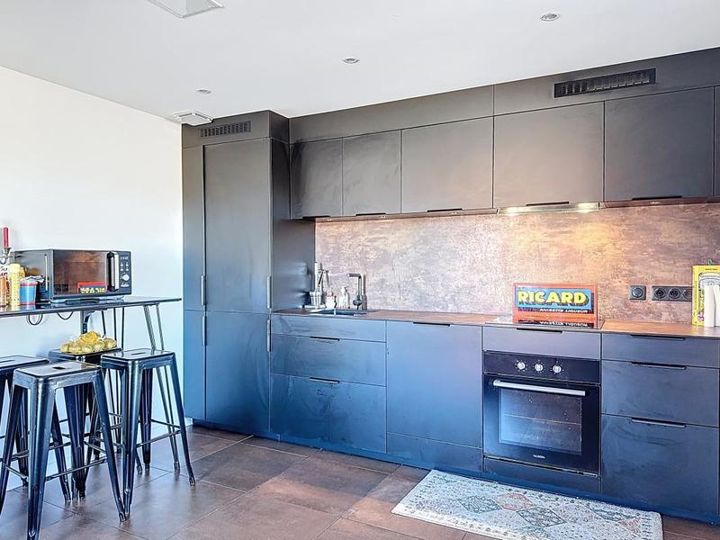 Appartement - 77 m² - 2 pièces