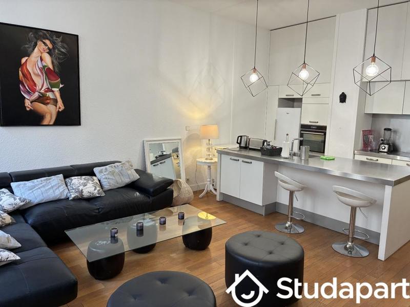 Chambre - 11 m² - 1 pièce