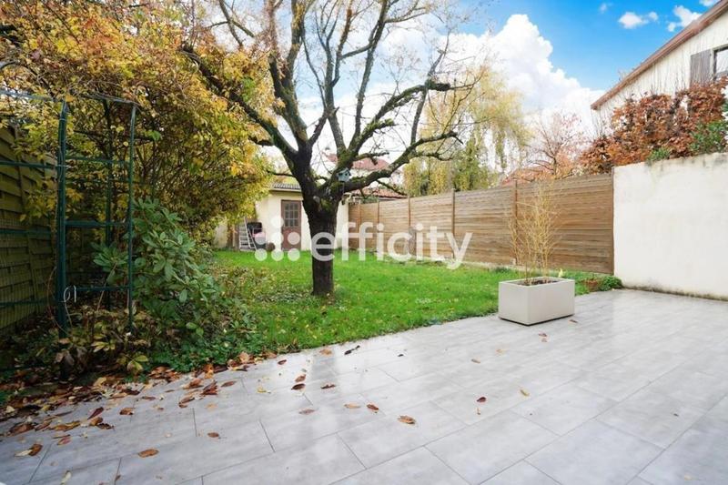 Pavillon - 125 m² - 5 pièces