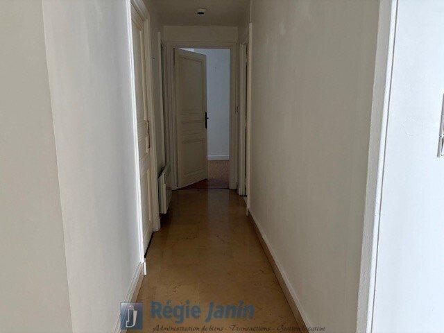 Appartement - 80 m² - 2 pièces
