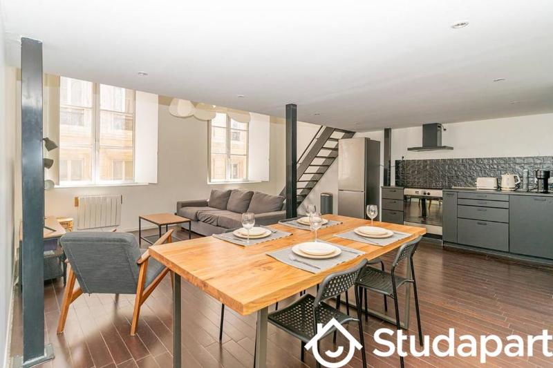 Chambre - 12 m² - 1 pièce