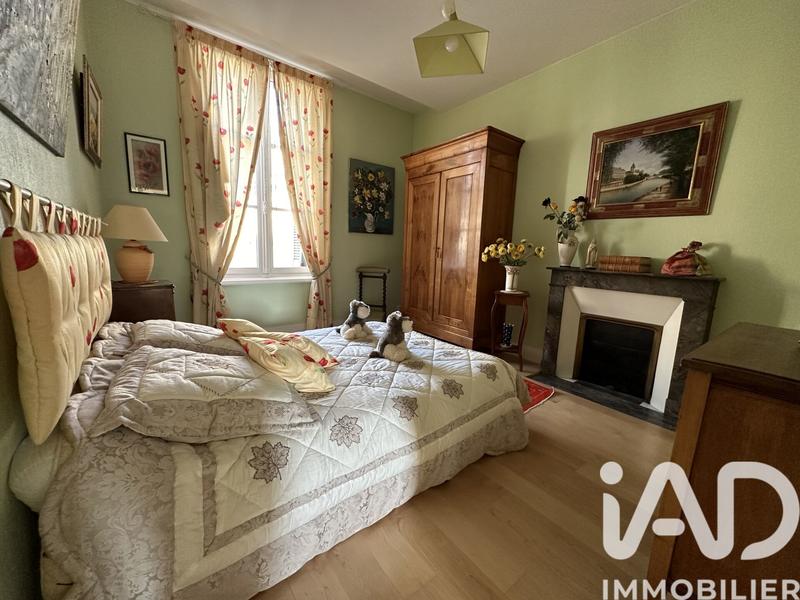 Maison - 295 m² - 13 pièces