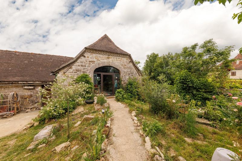 Maison - 249 m² - 10 pièces