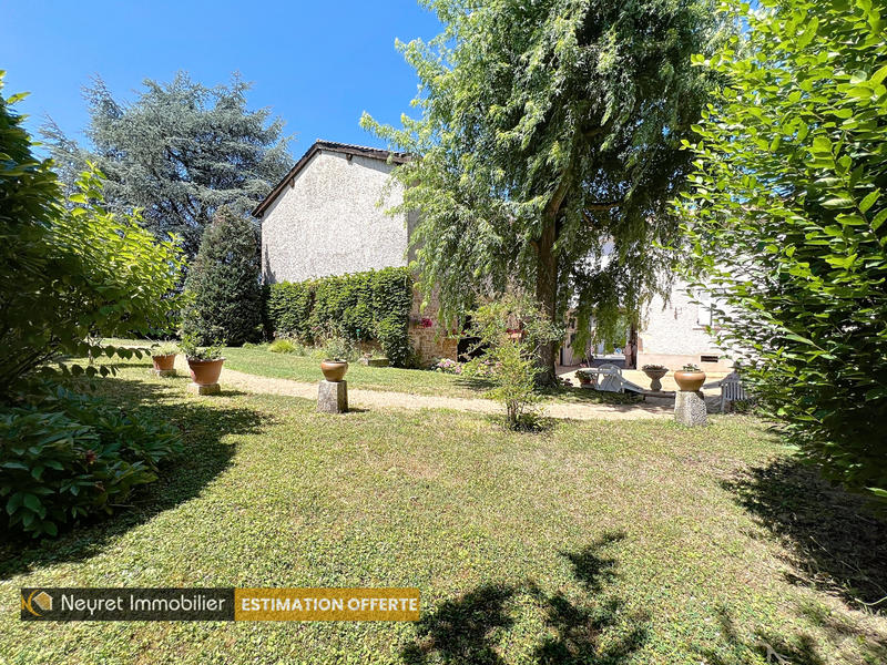 Maison - 172 m² - 8 pièces