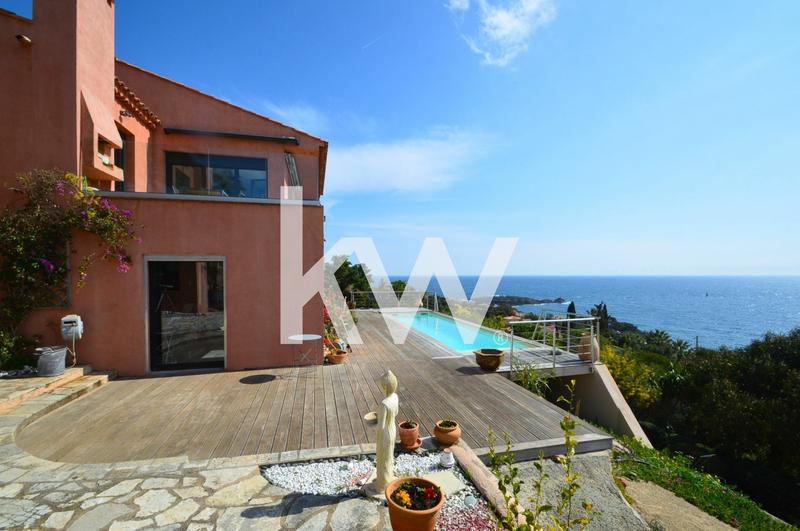 Villa - 215 m² - 7 pièces