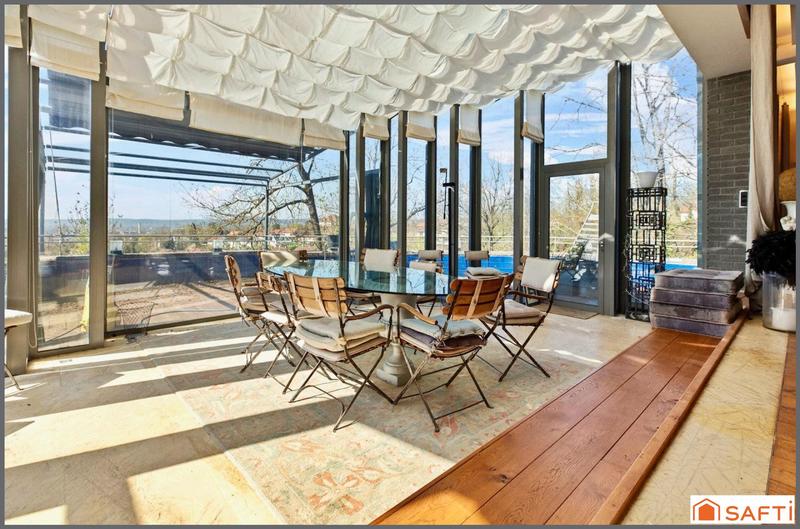 Maison - 464 m² - 14 pièces