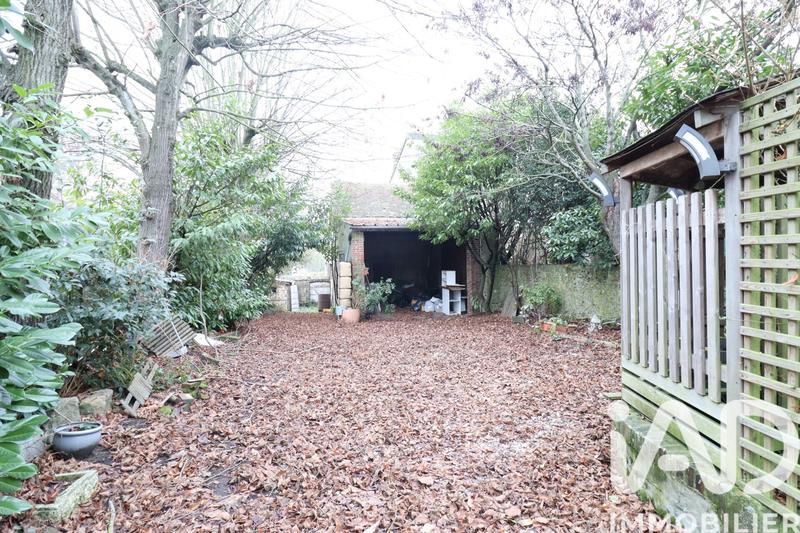 Maison - 310 m² - 12 pièces