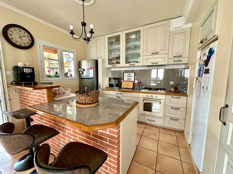 Maison - 98 m² - 4 pièces