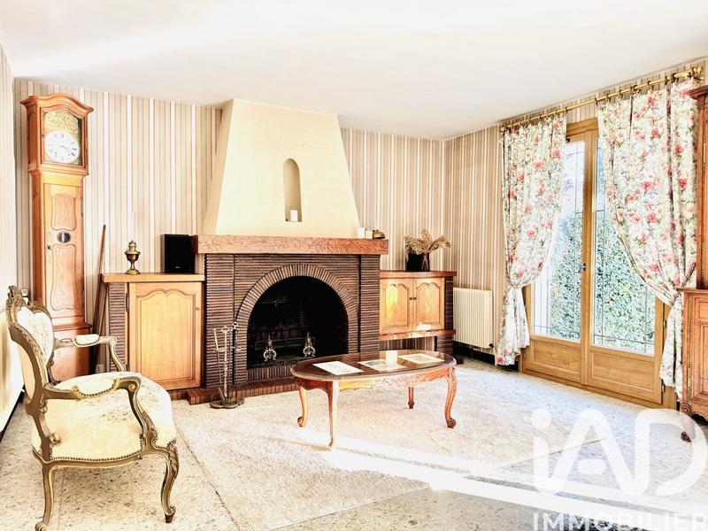 Maison - 179 m² - 5 pièces