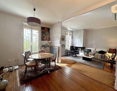 Maison - 105 m² - 5 pièces