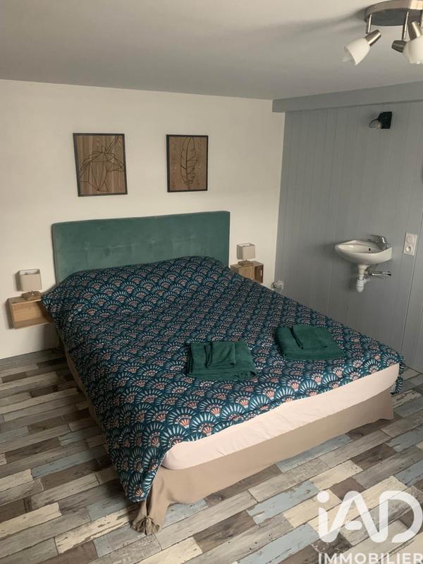 Maison - 169 m² - 10 pièces