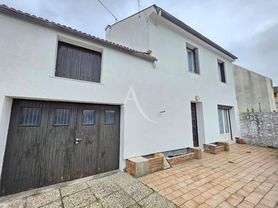 Maison - 96 m² - 4 pièces