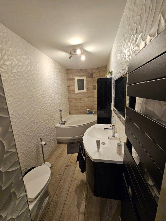 Maison - 128 m² - 4 pièces