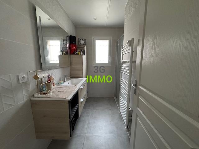 Maison contemporaine - 146 m² - 6 pièces