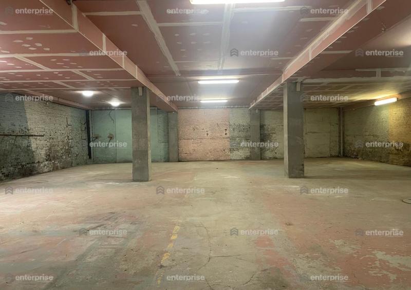 Local d'activité / Entrepôt - 316 m²