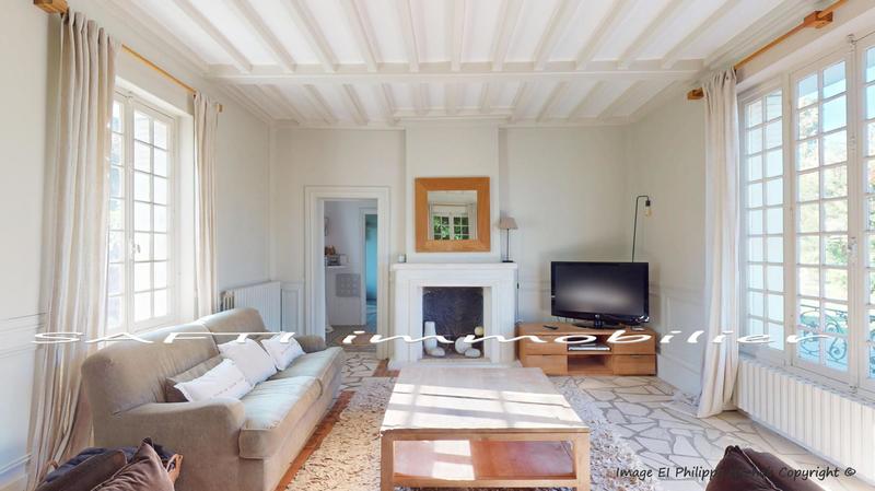 Maison - 191 m² - 9 pièces