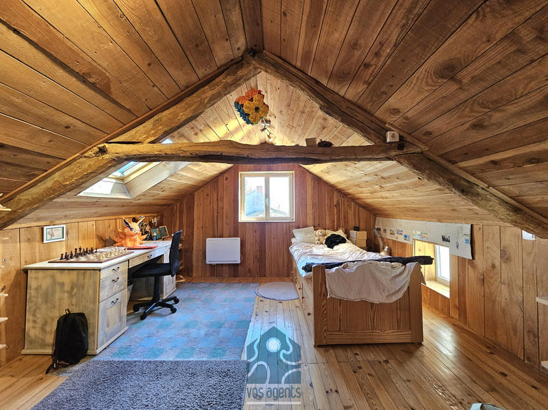 Villa - 258 m² - 8 pièces