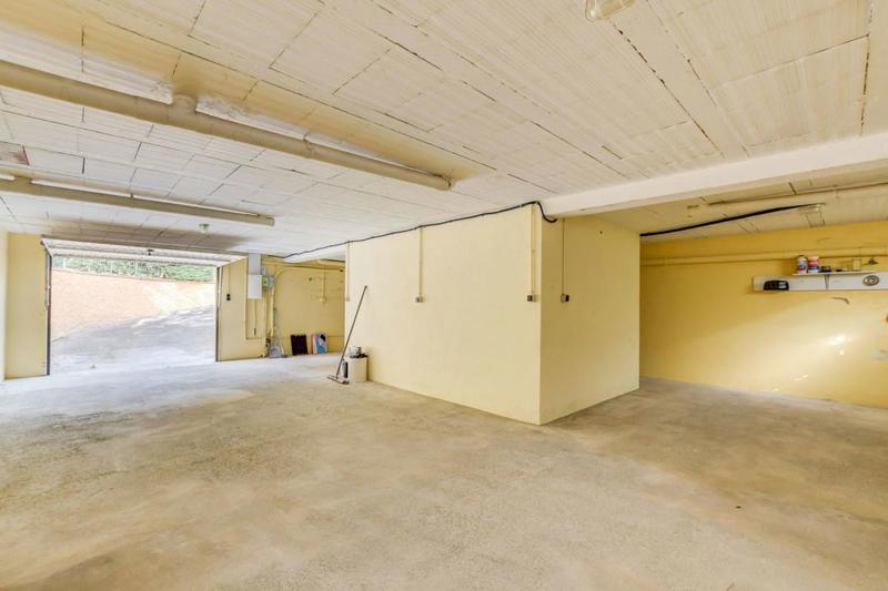 Maison - 199 m² - 6 pièces