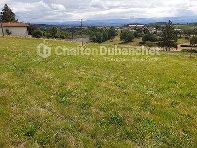 Terrain constructible - 2 700 m²