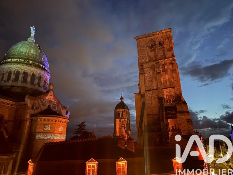 Studio - 46 m² - 1 pièce