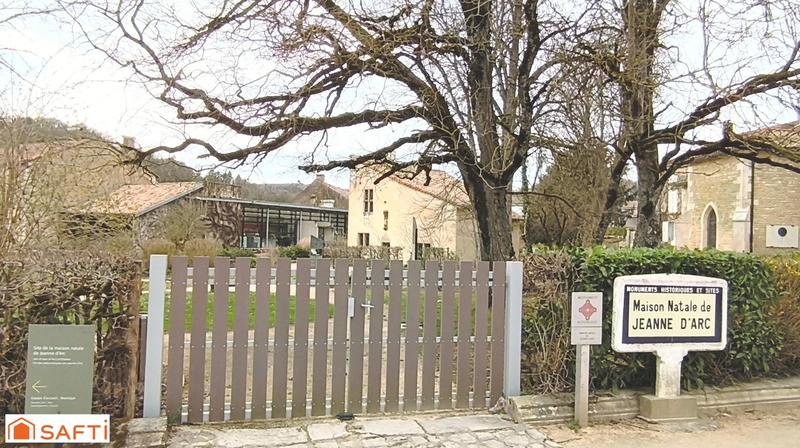 Local commercial - 380 m² - 9 pièces