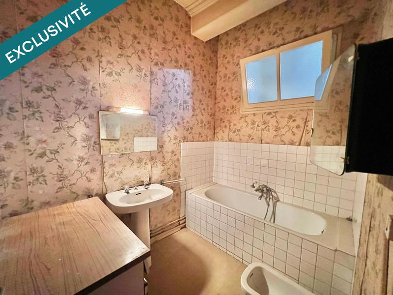 Local commercial - 220 m² - 9 pièces