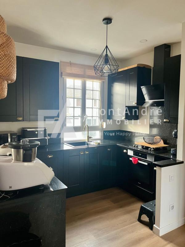 Maison - 111 m² - 5 pièces