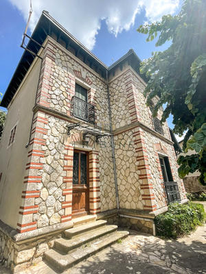 Maison - 132 m² - 5 pièces