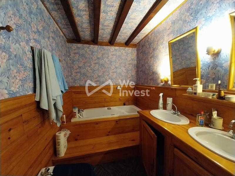 Maison ancienne - 180 m² - 7 pièces