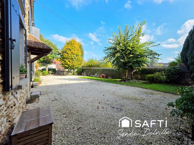 Propriété - 195 m² - 6 pièces