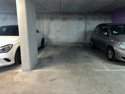 Parking / Garage - 12 m²