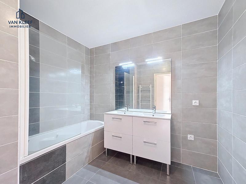 Appartement - 72 m² - 3 pièces