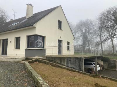 Pavillon - 207 m² - 9 pièces