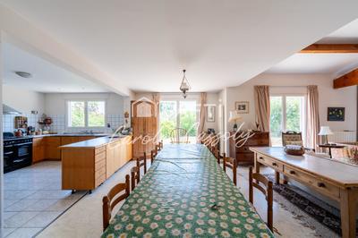 Maison - 190 m² - 5 pièces