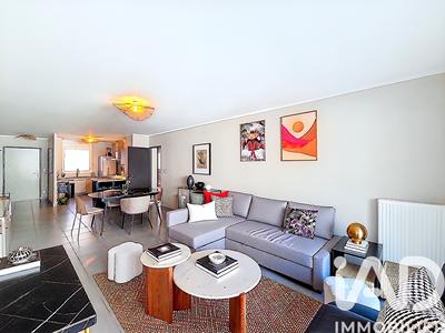 Appartement - 82 m² - 3 pièces