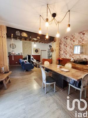 Maison - 140 m² - 5 pièces