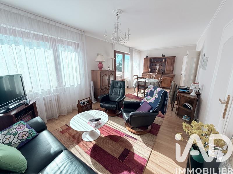 Appartement - 85 m² - 5 pièces