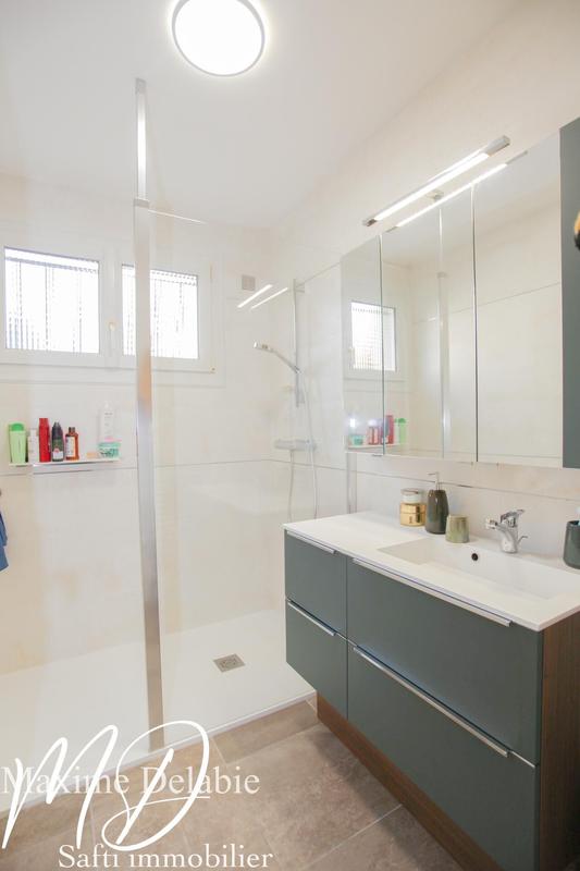 Maison - 112 m² - 6 pièces