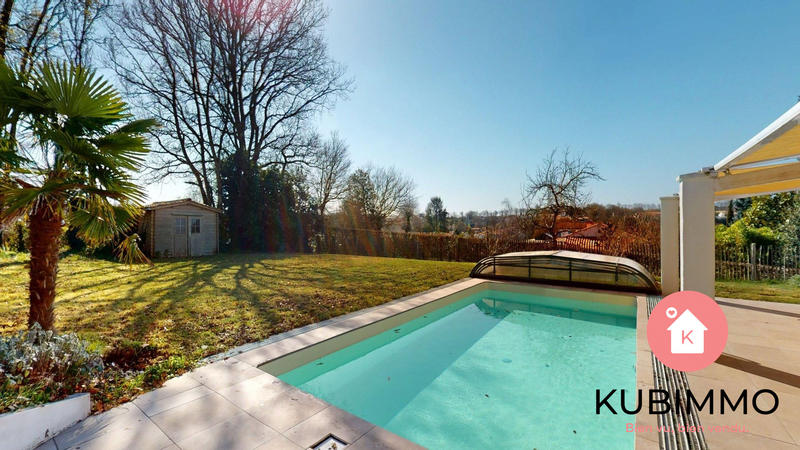 Maison traditionnelle - 189 m² - 6 pièces