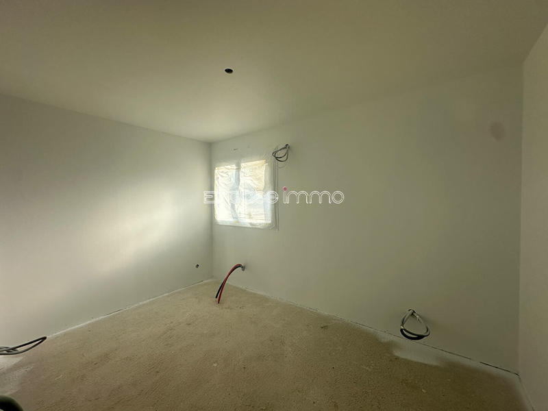 Maison - 121 m² - 4 pièces