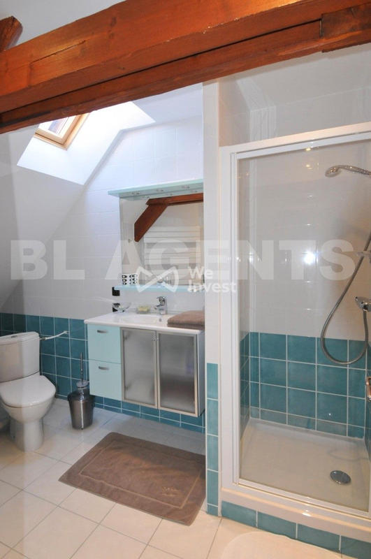 Maison - 344 m² - 8 pièces