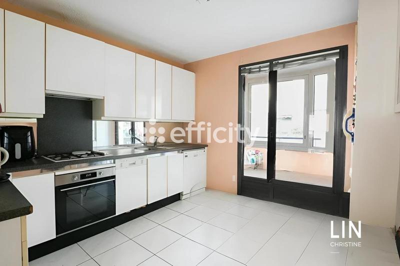 Appartement - 107 m² - 4 pièces