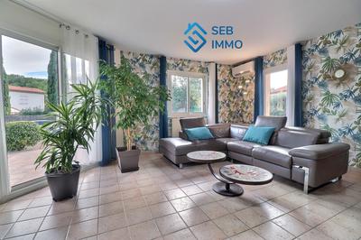 Maison - 120 m² - 5 pièces